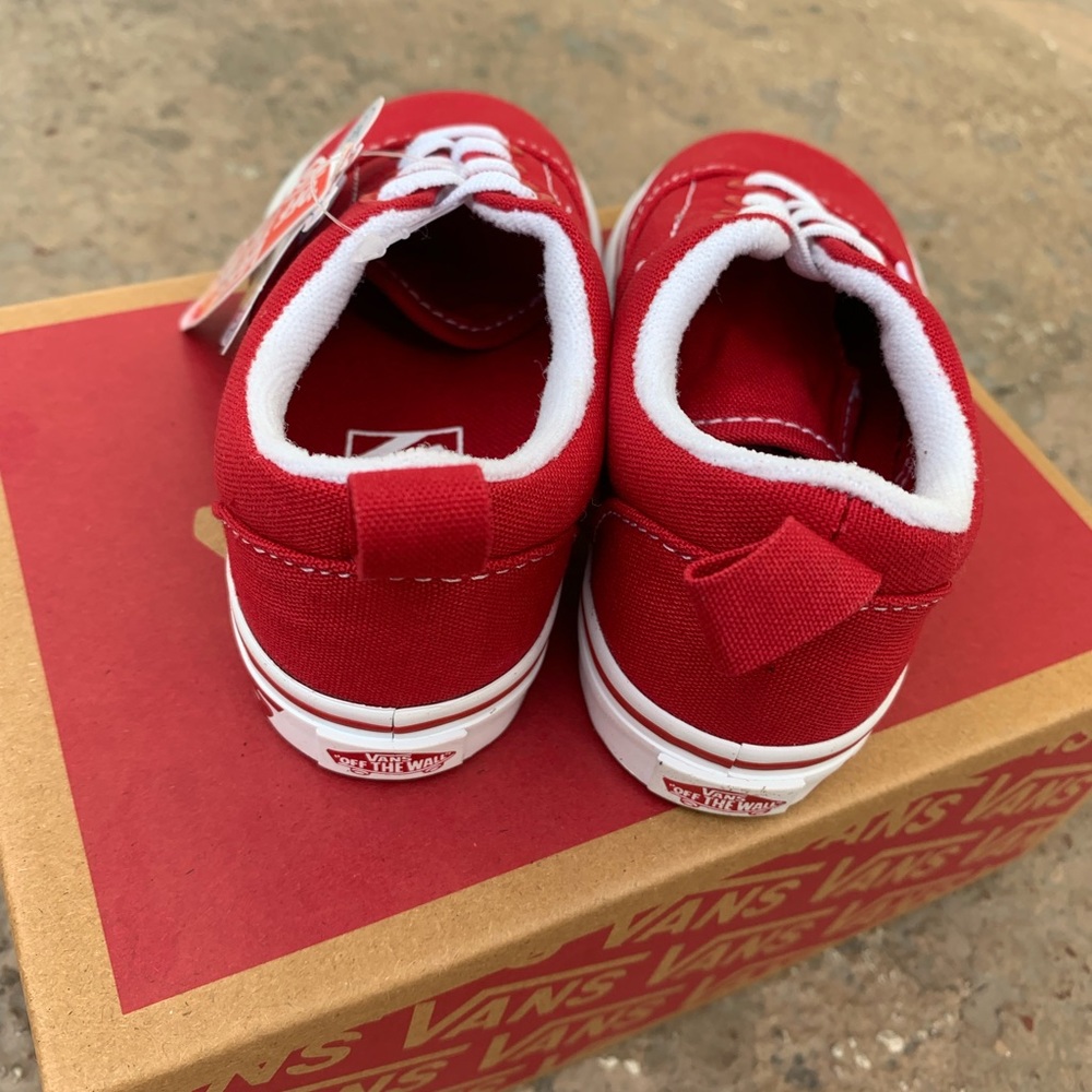 Vans (Unisex) - Picture 3 of 5